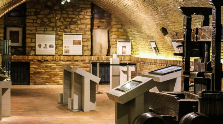 Festetics Helikon Taverna bormúzeum (Vonyarcvashegy)